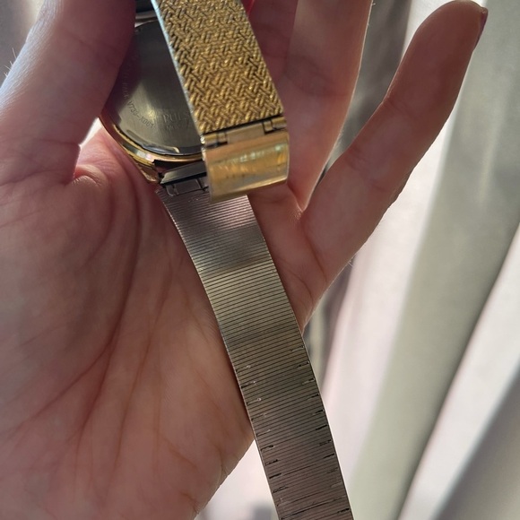 RARE vintage gold Pulsar (seiko) watch unisex main image 8